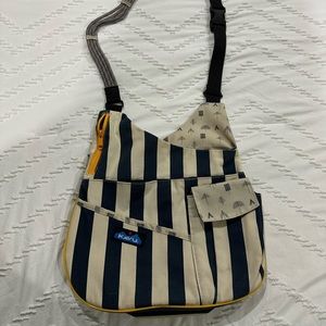Kavu Crossbody Purse